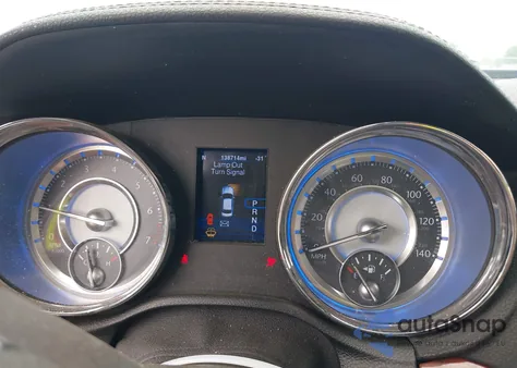 2014 Chrysler 300 из США, поврежденный, VIN 2C3CCAAG7EH175973